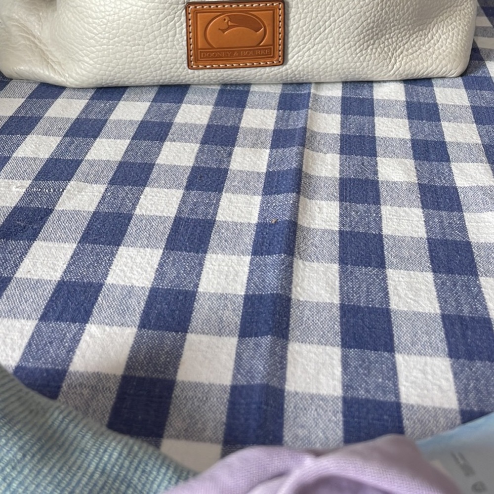 Beautiful authentic DOONEY & BOURKE HANDBAG - Picture 9 of 9